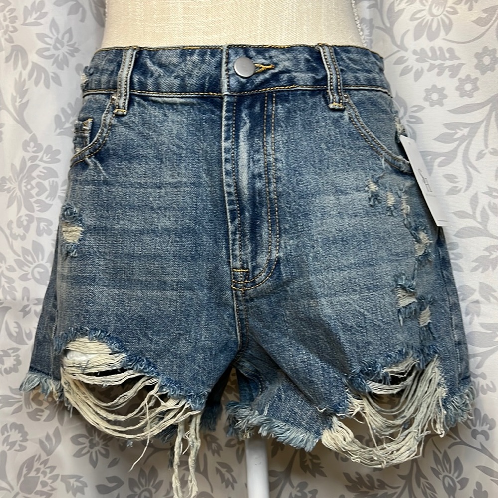 Distressed Jean Short
